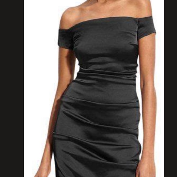 Betsy & Adam Dresses & Skirts - Betsy & Adam bodycon black satin sheath dress